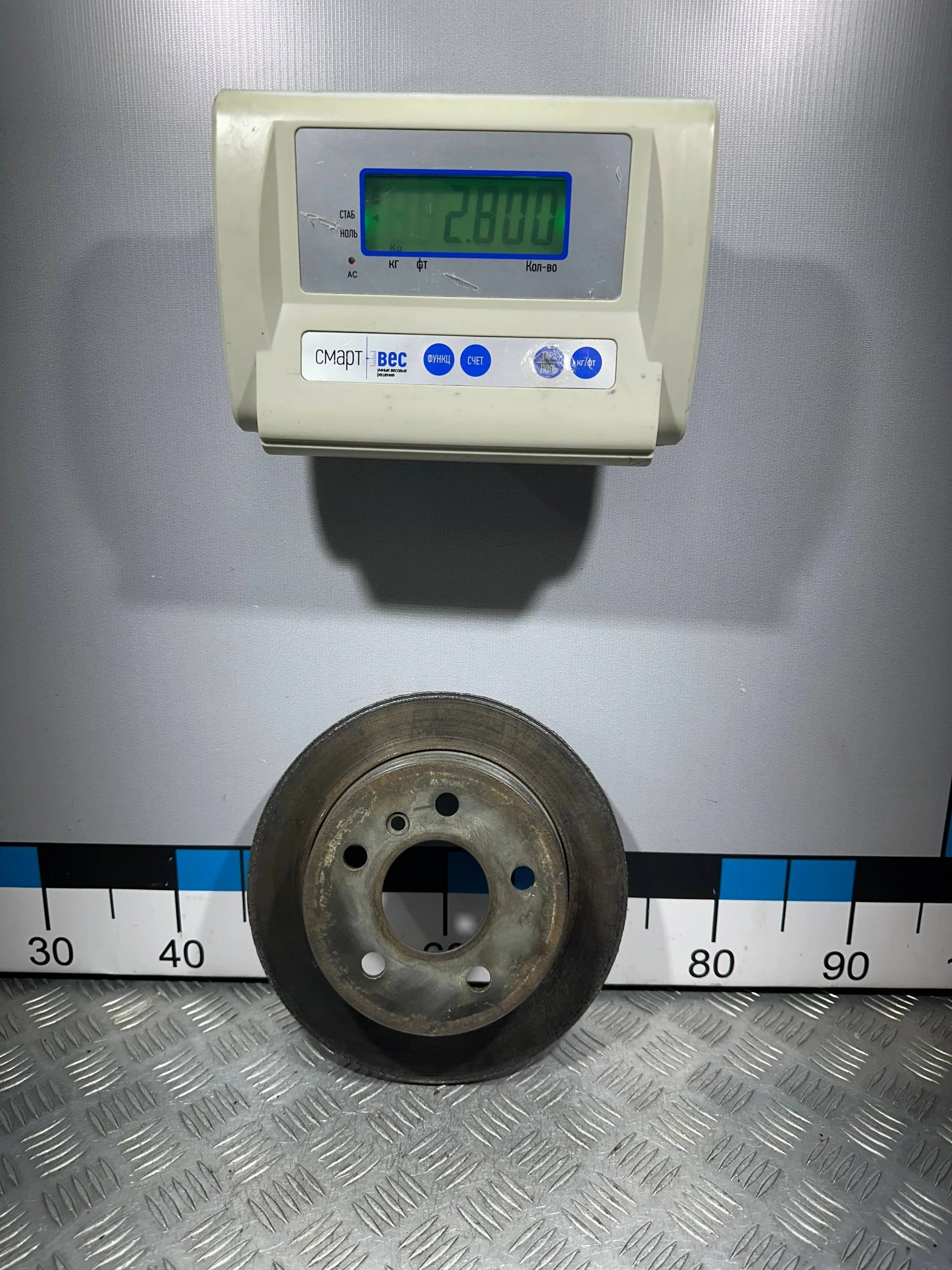 [Б/У] Диск тормозной задний Mercedes Benz A140/160 W169 2004-2012, Mercedes Benz W245 B-klasse 2005- - остаток 7мм [Код: 00325334 ]