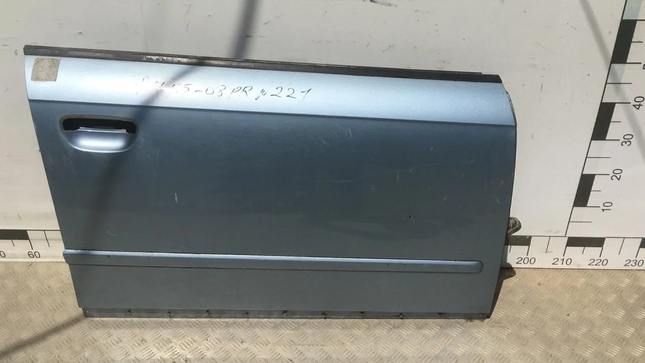 [Б/У] Дверь передняя правая Audi A4 (B7) [Код: 00626708 ]