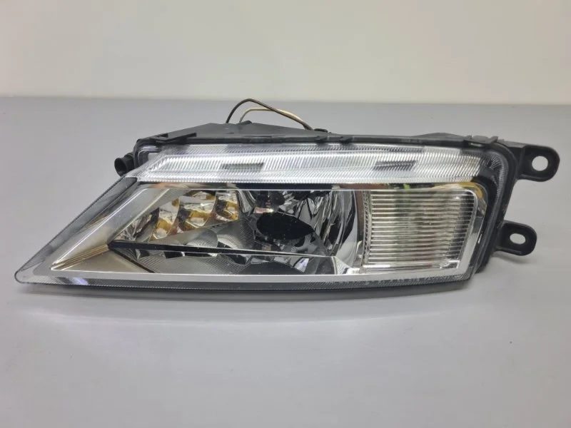 Фара противотуманная Volkswagen Tiguan 2016