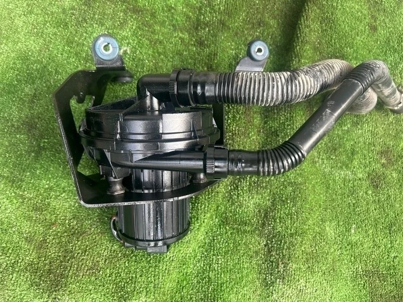 Насос продувки катализатора Audi Q7 2008 4LB