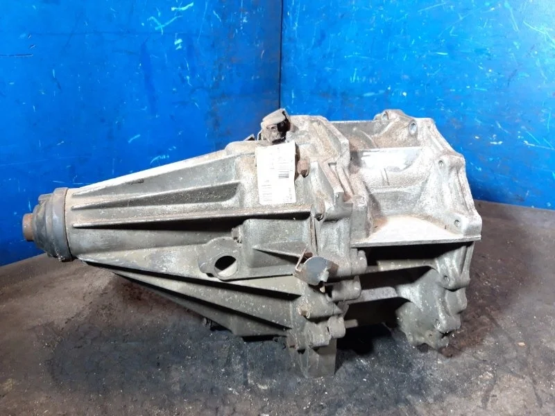 Раздатка Nissan Navara D40 2005-2014 33100EA310 2.5 YD25