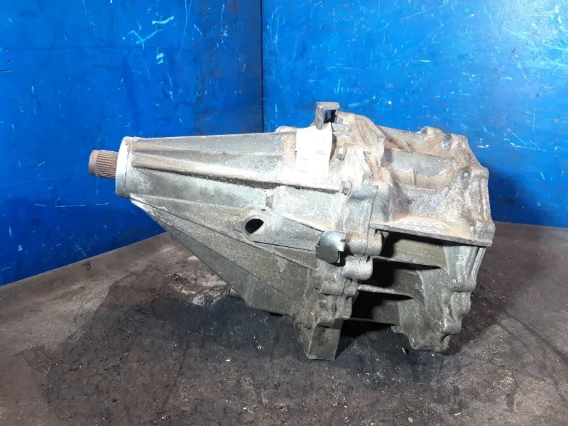 Раздатка Nissan Navara D40 2005-2014 33100EA310 2.5 YD25