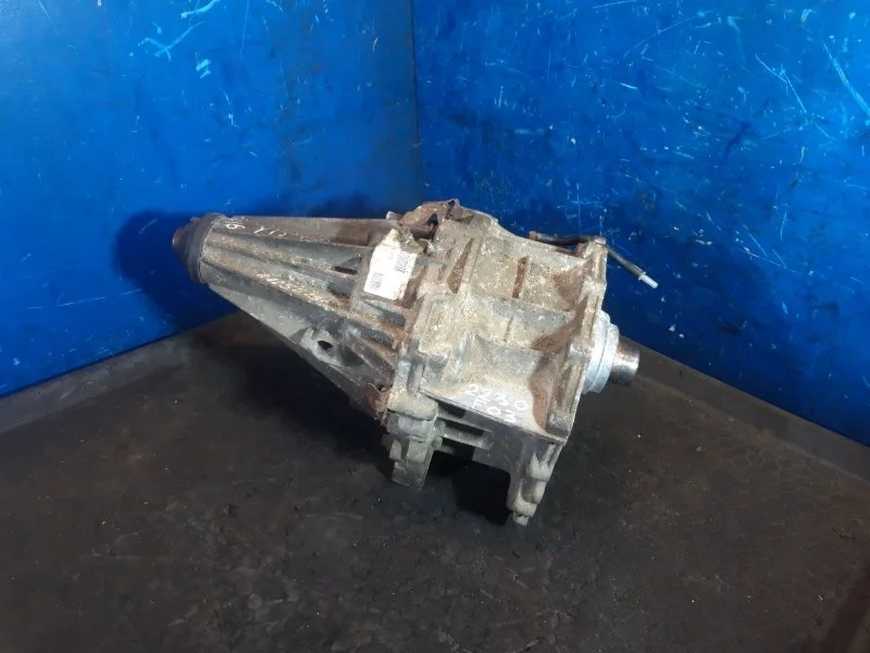 Раздатка Nissan Navara D40 2005-2014 33100EA310 2.5 YD25