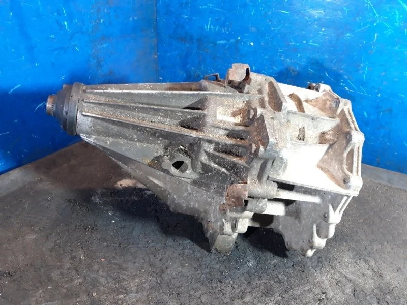 Раздатка Nissan Navara D40 2005-2014 33100EA310 2.5 YD25