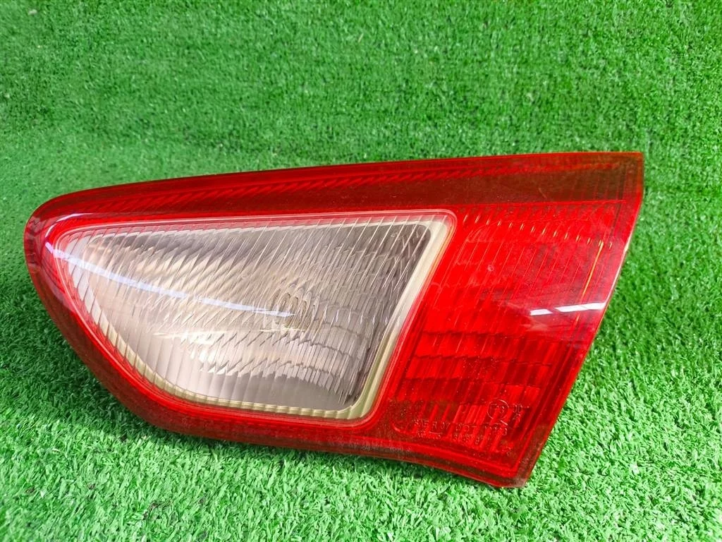 Б.у. фонарь внутренний MITSUBISHI LANCER CX3A MITSUBISHI LANCER CX3A