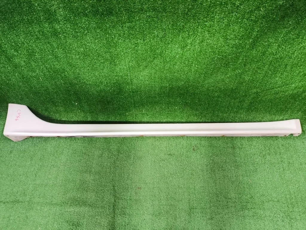 Б.у. порог пластиковый MITSUBISHI LANCER CY4A MITSUBISHI LANCER CY4A