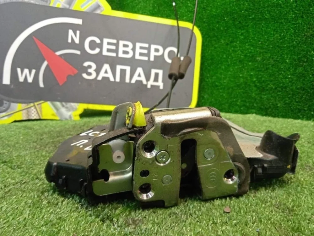 Замок двери Toyota Land Cruiser Prado 2012 150