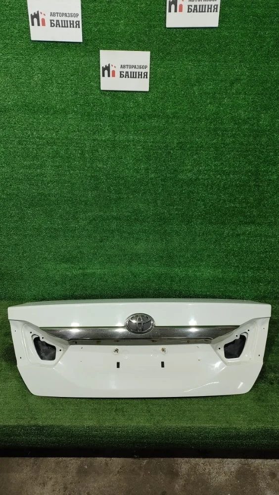 Крышка багажника Toyota Camry 2012 50