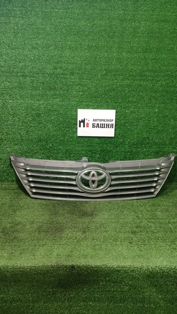 Решетка радиатора Toyota Camry 2012 50