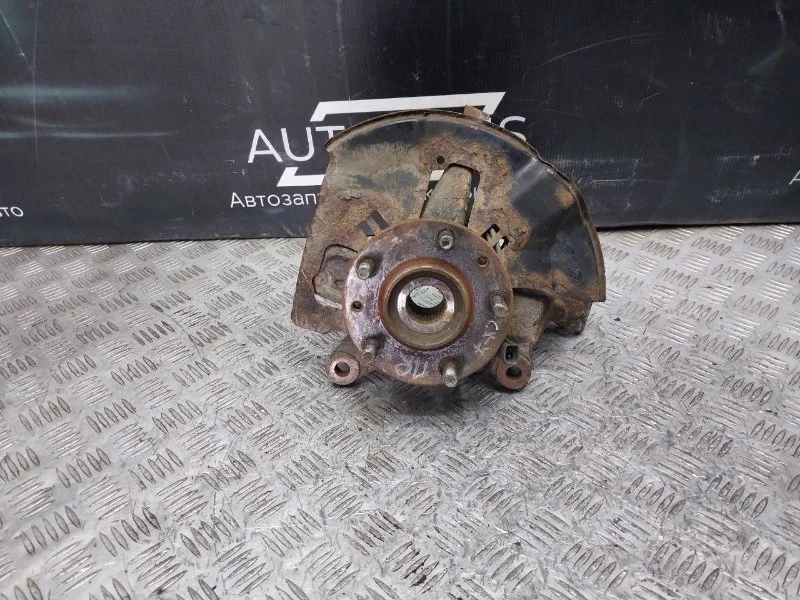 Поворотный кулак со ступицей Mazda Cx7 2005-2008 L20633020B 2.3 L3-VDT, передний правый