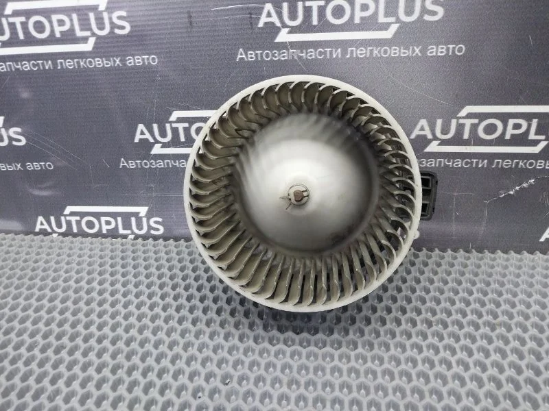 Моторчик печки Mazda Cx7 2005-2008 GJ6A61B10 2.3 L3-VDT