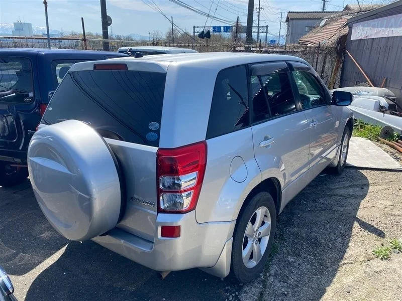 Дверь SUZUKI ESCUDO 2011 TDA4W