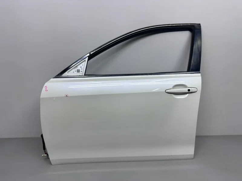 Дверь Toyota Camry V40