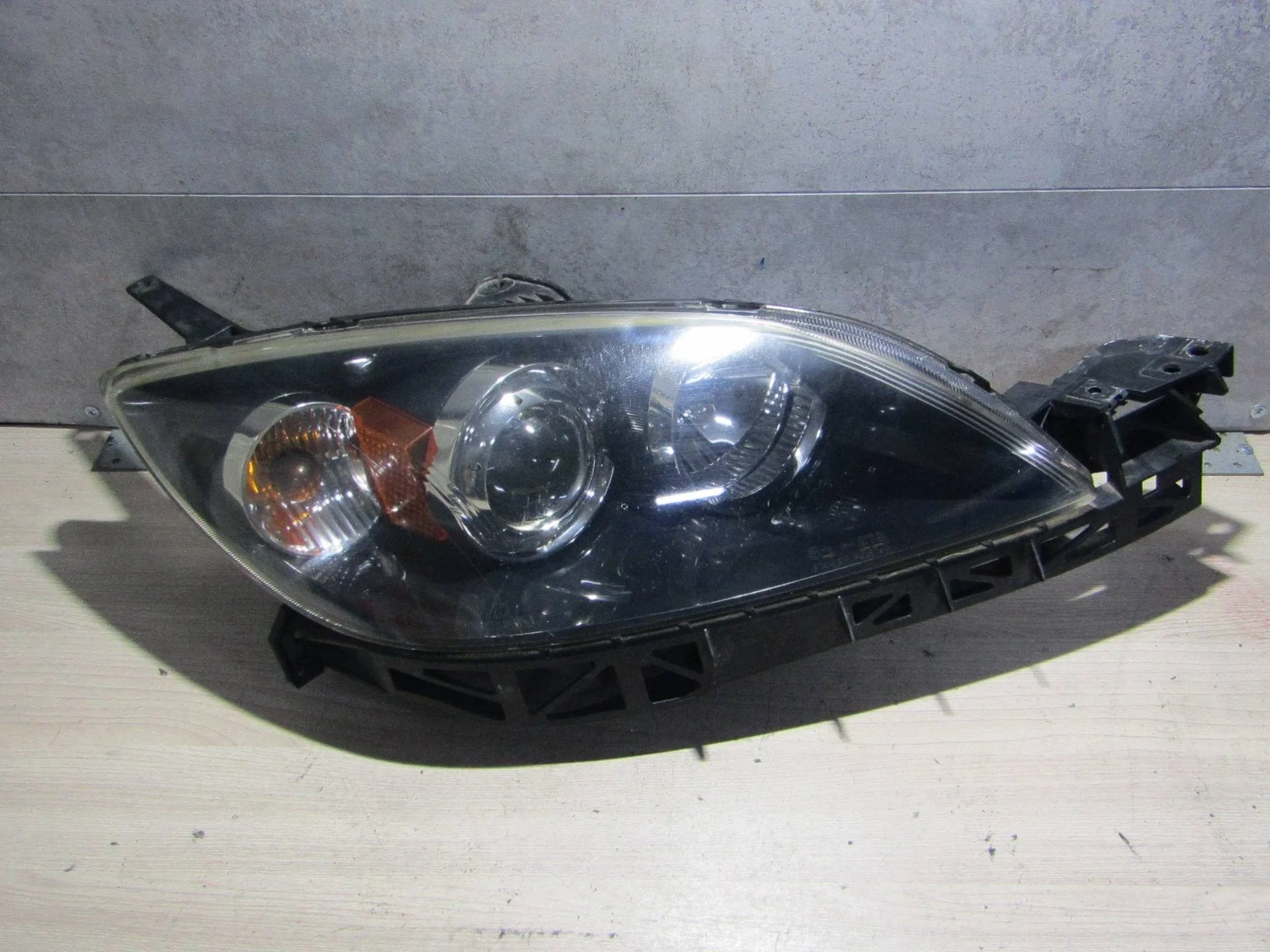 фара правая Mazda 3 BK BK