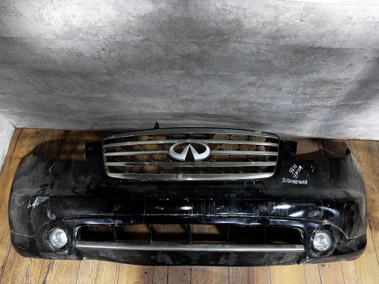 бампер передний Infiniti FX35