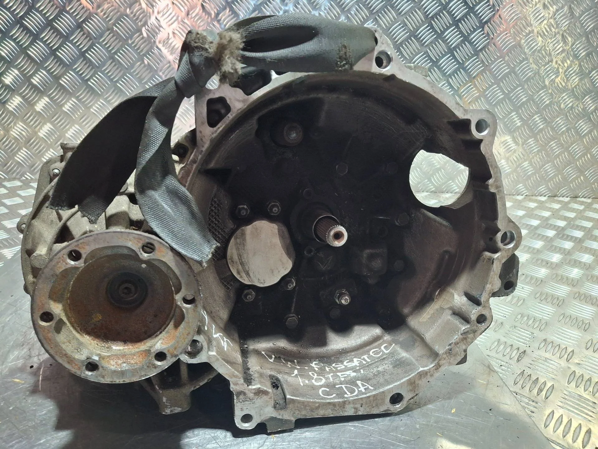 КПП механическая (МКПП) 6-ступенчатая Skoda Octavia 2  (A5)