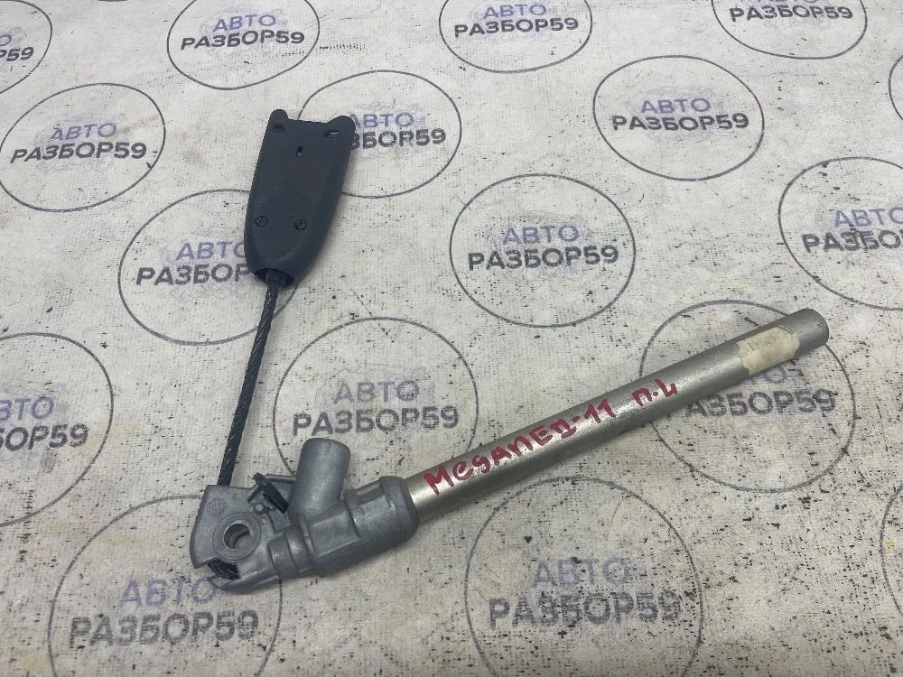 Замок ремня безопасности Renault Megane II рестайлинг (2006—2009)