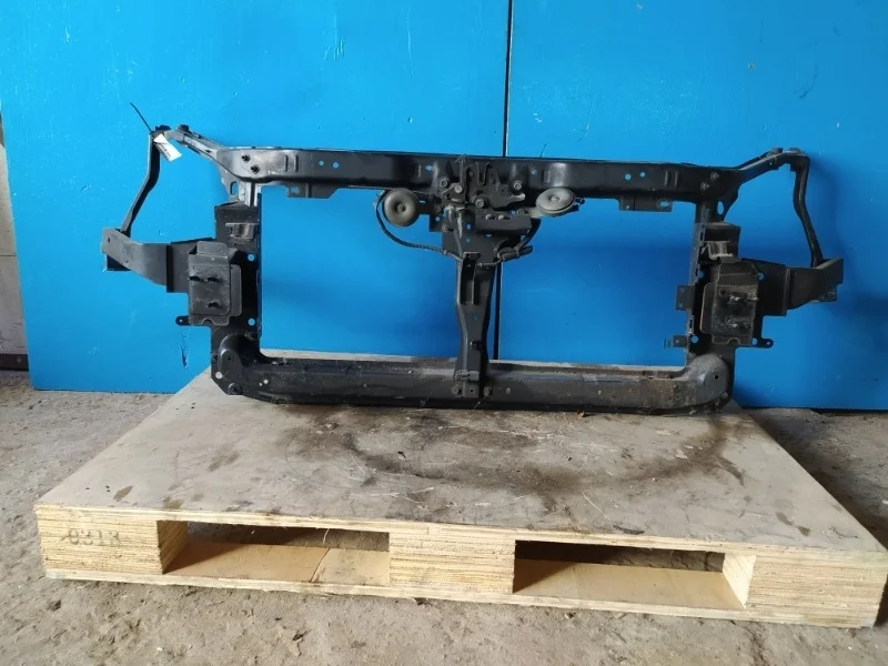 Передняя панель радиаторов Nissan Teana J31 2003-2008