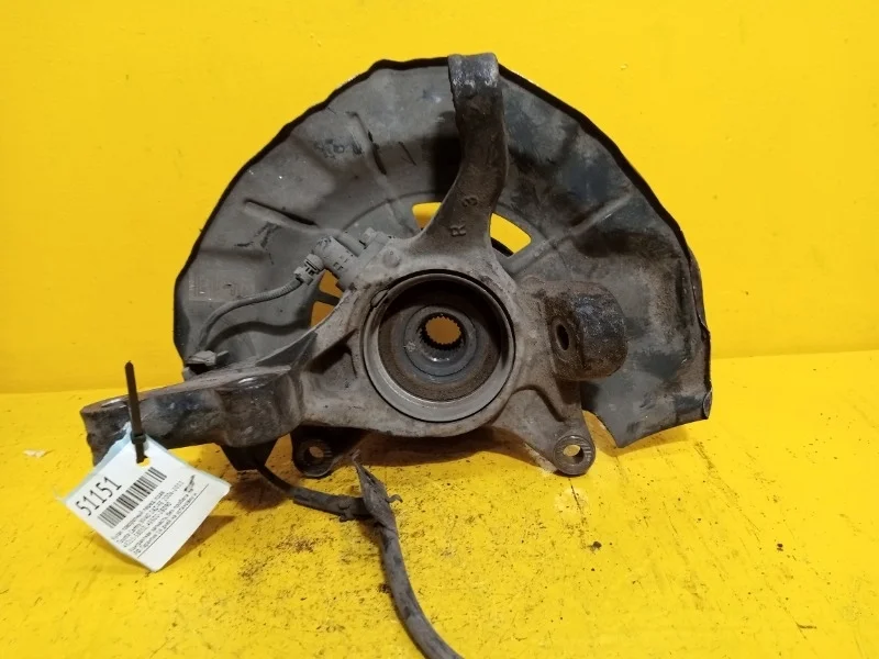 Кулак поворотный Toyota Camry XV40 2006-2011