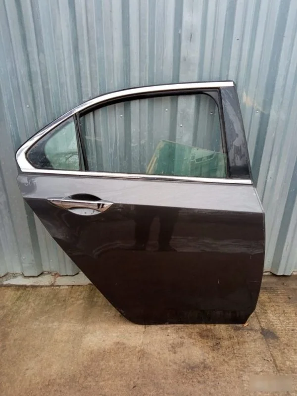 Дверь Honda Accord 8 2008-2012
