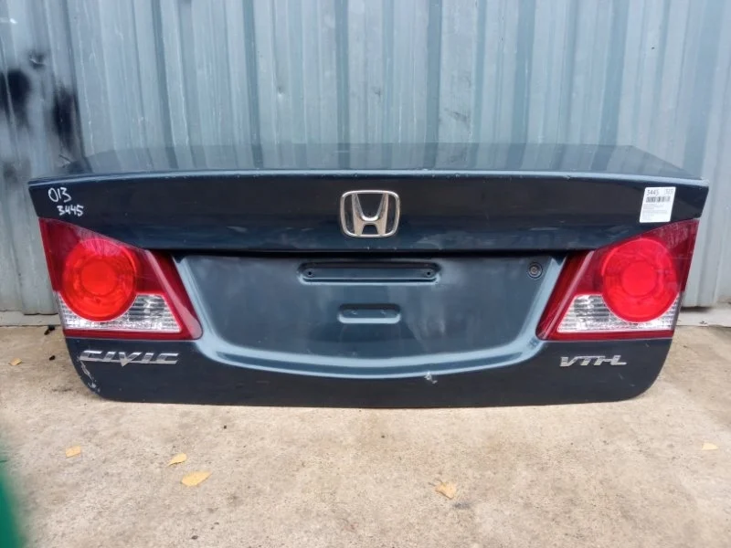 Крышка багажника Honda Civic 8 2006-2008 FD1 4D