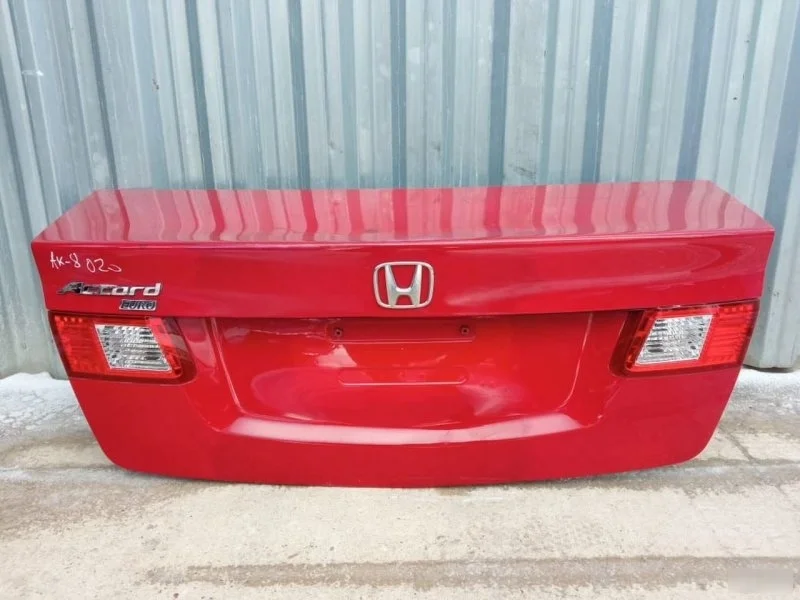 Крышка багажника Honda Accord 8 2008-2012