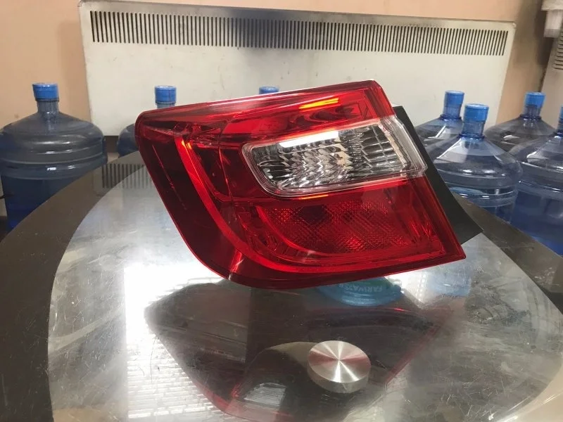 Фонарь Toyota Camry 2011-2014 50