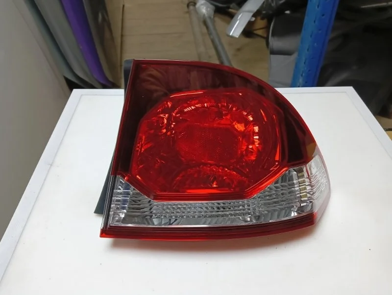 Фонарь Honda Civic 8 2009-2011 4D