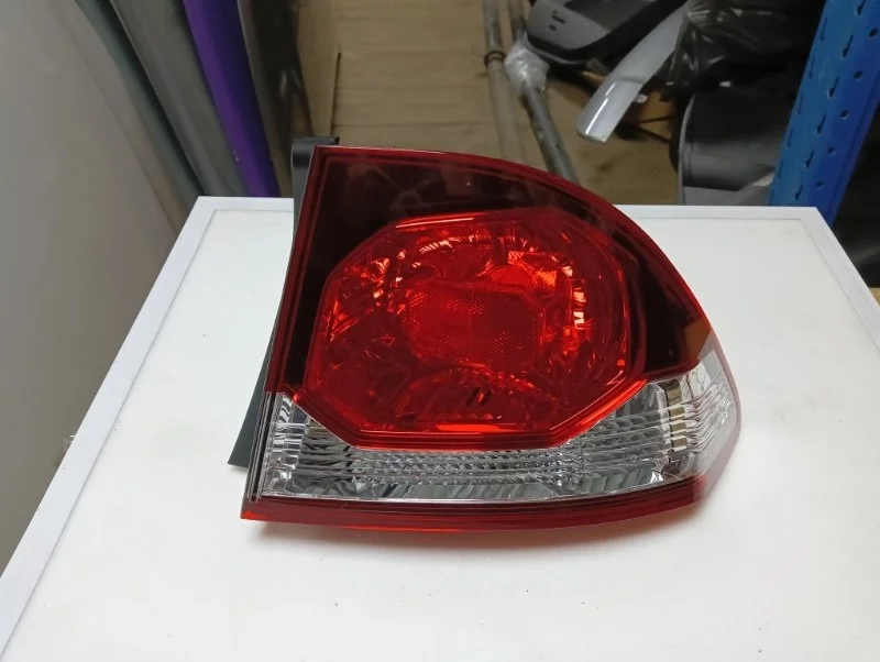 Фонарь Honda Civic 8 2009-2011 4D