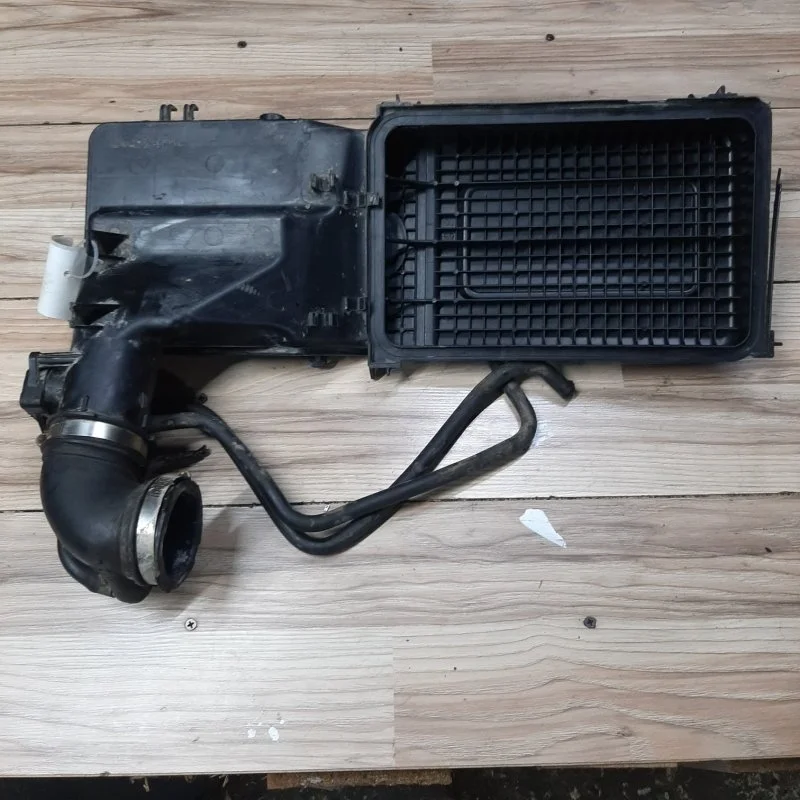 Воздуховод Mazda 3 2002-2009