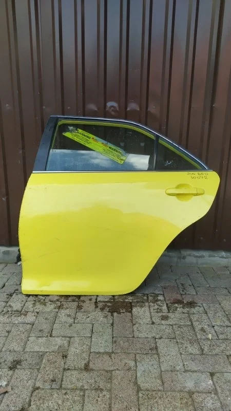 Дверь Toyota Camry 2012-2017 50 55