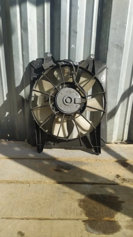 Диффузор вентилятора кондиционера Honda Civic 8 2006-2011 38615RRAA01 4D LDA