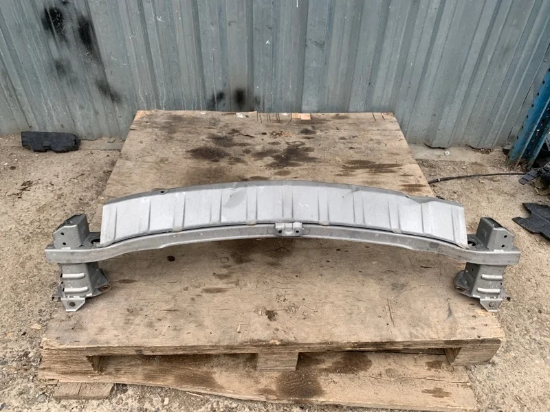 Усилитель бампера Honda Accord 8 2008-2010