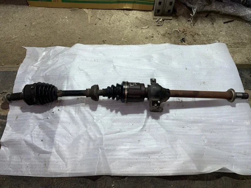 Привод Honda Accord 8 2008-2012 44305TA0A50, передний правый