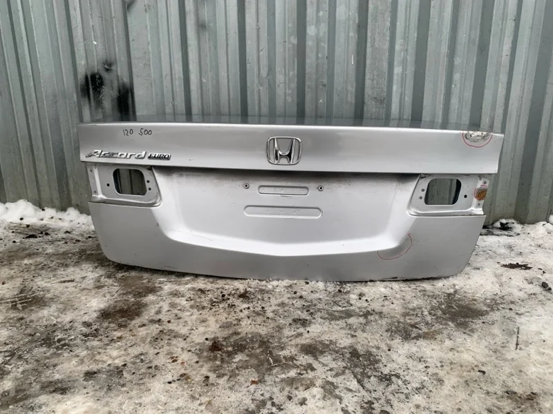 Крышка багажника Honda Accord 8 2008-2012