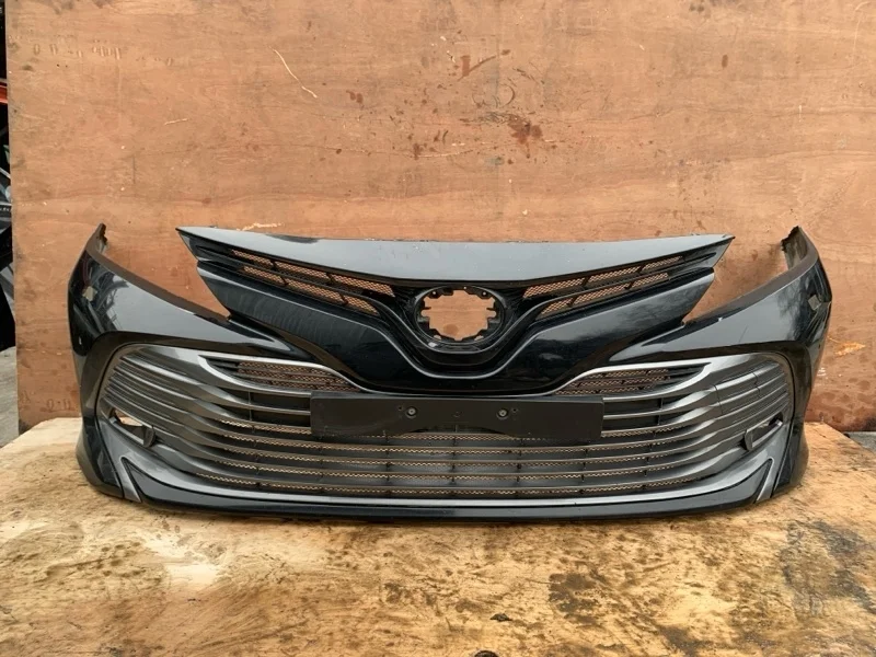Бампер Toyota Camry 2018-2023 70