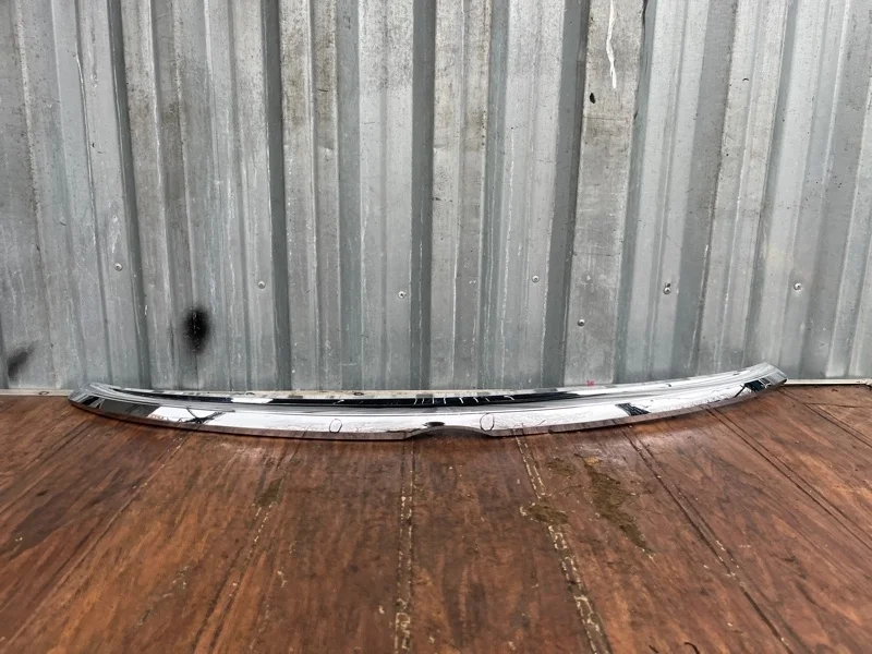Молдинг капота Toyota Camry 2014-2017 55