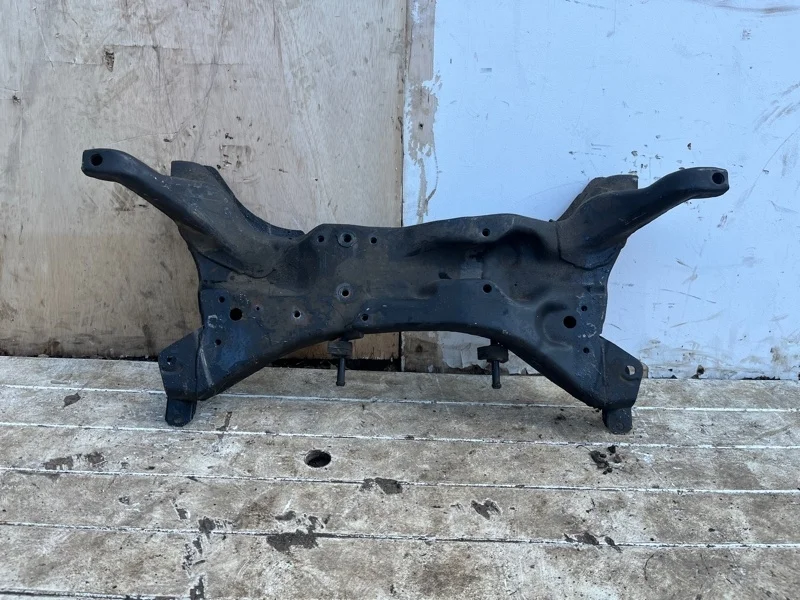Подрамник Mitsubishi Lancer 9 2001-2008 CS3A/CS3W