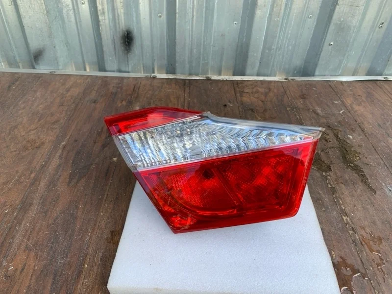 Фонарь Toyota Camry 2011-2014 50