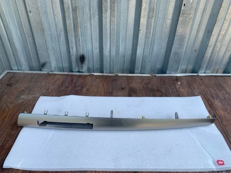 Накладка торпеды Toyota Rav4 2013-2018 5541242070 40