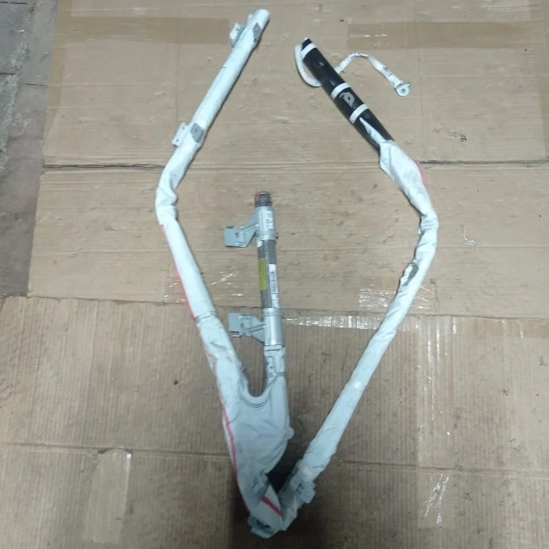 Подушка безопасности шторка лев. Mitsubishi Outlander 3 2012-2021