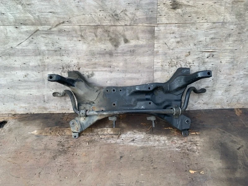 Подрамник Mitsubishi Outlander 1 2003-2007