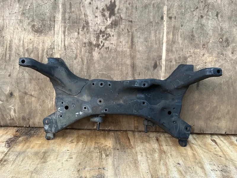 Подрамник Mitsubishi Lancer 9 2001-2008 CS3A/CS3W