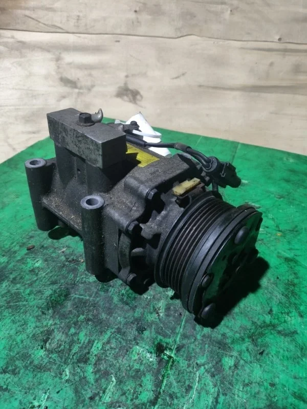 Компрессор кондиционера Ford Fusion 994 FYJA FXJA