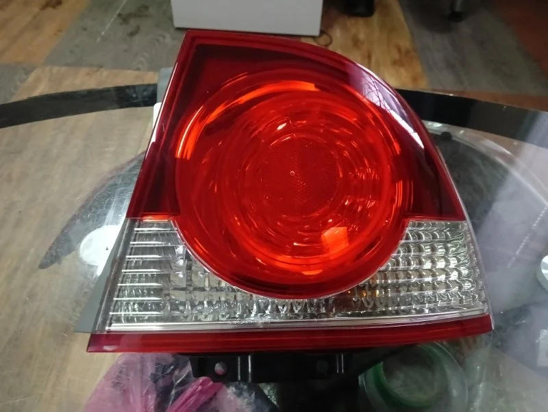 Фонарь Honda Civic 8 2006-2008 FD1 4D