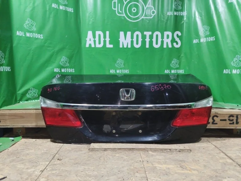 Крышка багажника Honda Accord 9 2013-2017