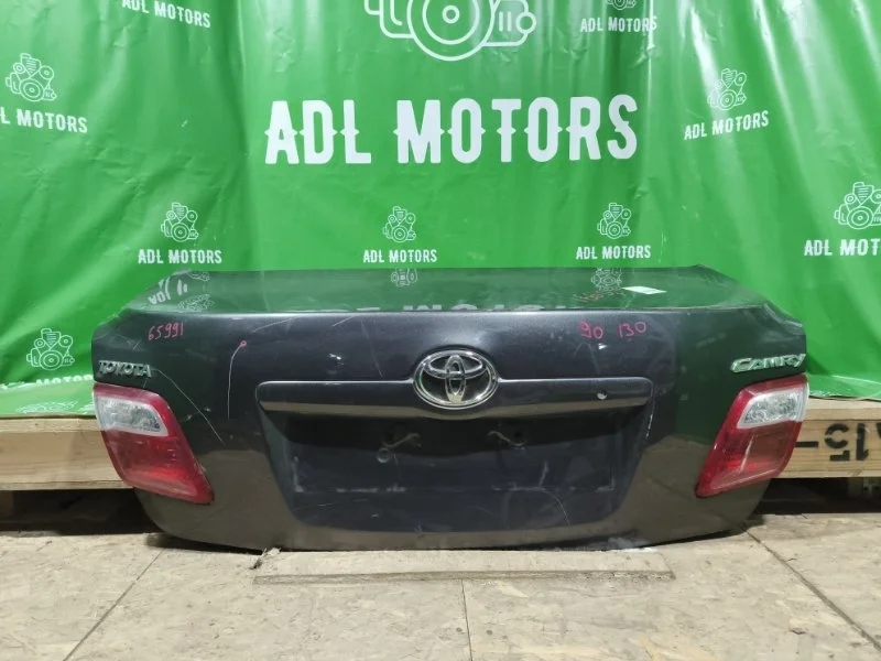 Крышка багажника Toyota Camry 2006-2011 40