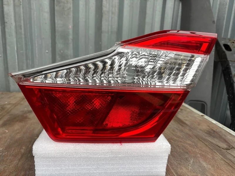Фонарь Toyota Camry 2011-2014 50