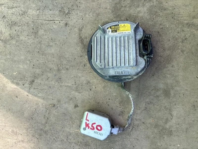 Блок розжига ксенона Toyota Camry 2012-2017 50 55