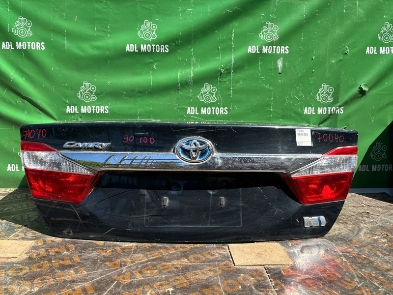 Крышка багажника Toyota Camry 2012-2017 50 55
